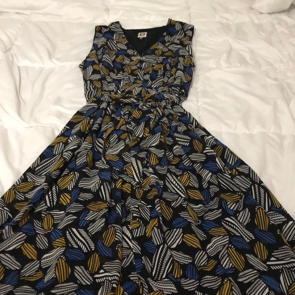 Anne Klein Dresses & Skirts - Anne Klein Tie-Waist Dress Anne Klein Dresses & Skirts - Anne Klein Tie-Waist Dress